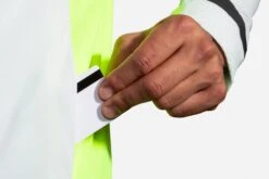 Brooks Men's Carbonite Vest - Icy Grey/Black/Nightlife (211358030) -BROOK Style Shop 211358 030 D3 Carbonite Vest