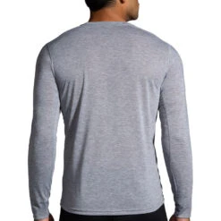 Brooks Men's Run Merry Distance Longsleeve - Heather Ash/Run Merry (211404047) -BROOK Style Shop 211404 047 MB Run Merry Distance Graphic LS