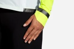 Brooks Women's Carbonite Jacket - Icy Grey/Black/Nightlife (221493030) -BROOK Style Shop 221493 030 D2 Carbonite Jacket