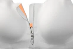 Brooks Women's Dare Zip Run Sports Bra - Black (350075001) -BROOK Style Shop 350075 014 d5 Dare Zip 0e9c97fa ed09 4354 8dd0 b1364e412ee7