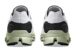 On Running Women's Cloudstratus -BROOK Style Shop 39.98997 cloudstratus ss22 white black w g5