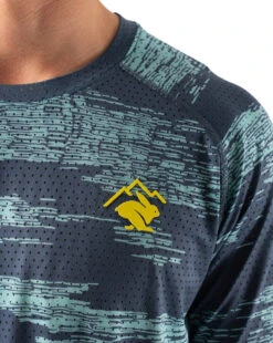 Rabbit Men's EZ Tee Perf LS | Trail -BROOK Style Shop rabbit mens ez tee perf ls 2